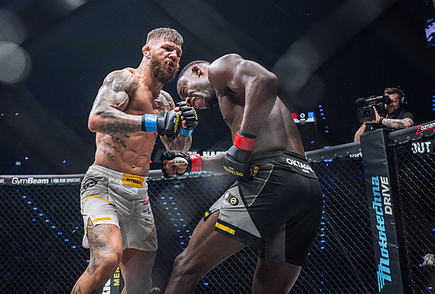 Oktagon dobývá Polsko. Aplikace XTB je prvním titulárním partnerem pro dresy