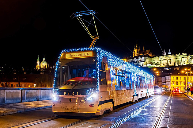MHD v Praze během Vánoc: Prázdninový režim a dřívější konec provozu