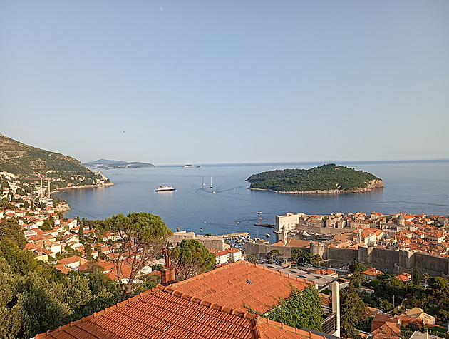 Projděte se Dubrovníkem, než ho zaplavil odpad. Takto dříve zářila perla Jadranu