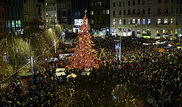 Poláci porazili na jihu Moravy dominantní Slováky. Láká je víno, historie i trhy