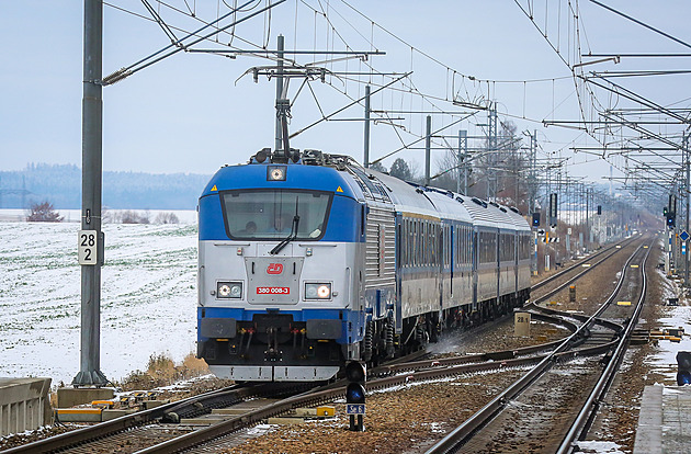 IV eleznin koridor Praha - esk Budjovice. (28. listopadu)