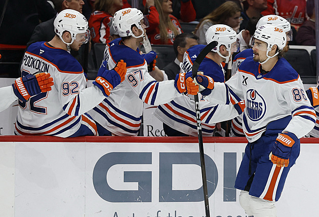 Tomášek končí v Edmontonu. NHL mu nevyšla, vrací se zpátky do Švédska