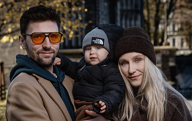 Rodinnou kasu drží tchyně, vtipkuje Václav Matějovský o viceguvernérce ČNB