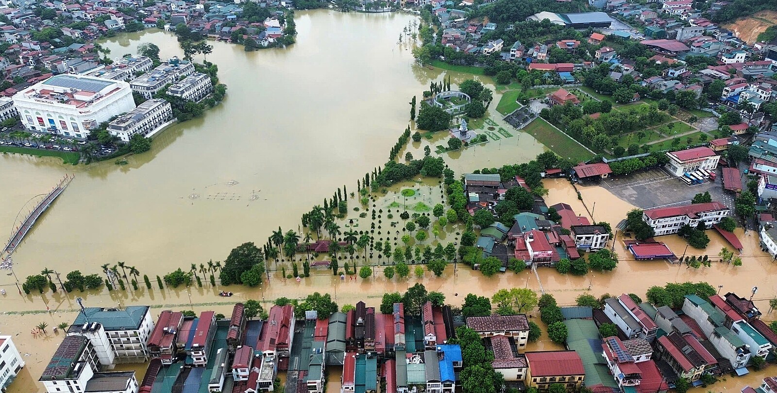 Záplavy ve Vietnamu si vyžádaly 55 obětí, další lidé se pohřešují