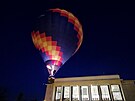 V�no�n� trhy v Brn� zpest�uje horkovzdu�n� balon