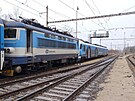 Na trati mezi Zliv� a D�v�icemi na �eskobud�jovicku se r�no srazil rychl�k s...