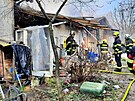 Na likvidaci po��ru dr�n�ho domku se pod�lelo deset jednotek hasi��.