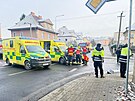 V Chebu se st�etla sanita s osobn�m autem. Z�chranka odvezla �est lehce...