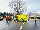 V Chebu se st�etla sanita s osobn�m autem. Z�chranka odvezla �est lehce...