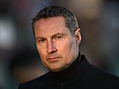 Trenér Sparty Brian Priske bhem utkání v Mladé Boleslavi.