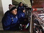 Slávistití analytici Jakub Ká (vpedu) a Adam Pra.