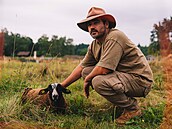 Prima, Farma Votky Kotka, 5. díl, Vojta Kotek, Kozárovice, ovce. prjem, vrtání...