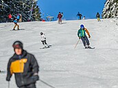 První ly�a�ský den na �erné ho�e v Krkono�ích (28.11.2025).