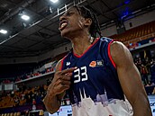 Ross Williams z Brna se raduje.