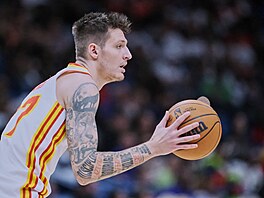 Vít Krej�í z Atlanty b�hem utkání proti New Orleans