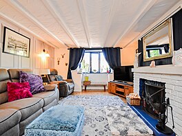 Prodejní cena je 410 tisíc liber, v p�epo�tu 11,3 milionu korun.