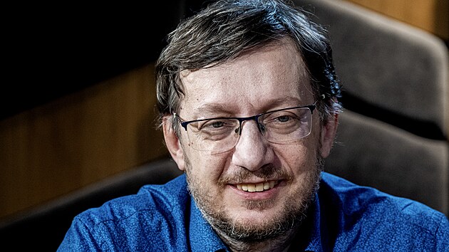 Prod�v�m hry proto, abych je mohl vym��let, ��k� autor Kryc�ch jmen