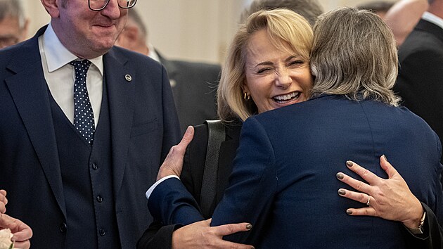 Prezident Petr Pavel p�ivítal na Pra�ském hrad� zástupce Rady Asociace kraj�...