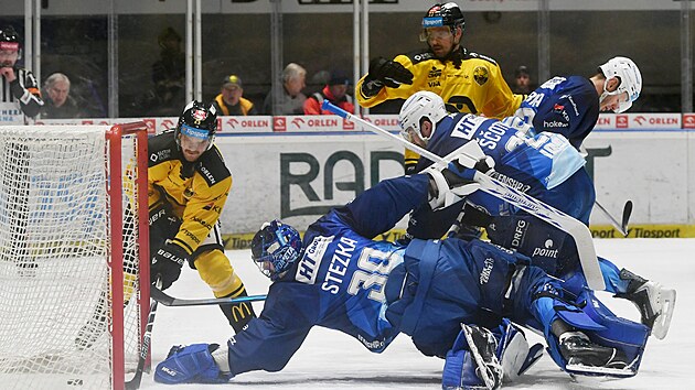 Litv�novsk� David Ka�e p�ekon�v� Ale�e Stezku z Komety.