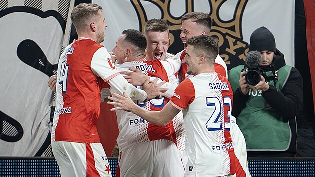 Sl�vist� se raduj� z g�lu �t�p�na Chaloupka.