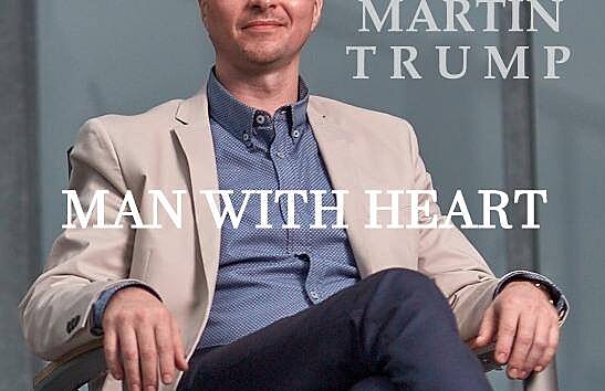 Martin �Oscar� Trump � mu� se srdcem. Tak se mu� nyn� ob�alovan� z t�r�n� a zn�siln�n� man�elky d��ve prezentoval na soci�ln�ch s�t�ch