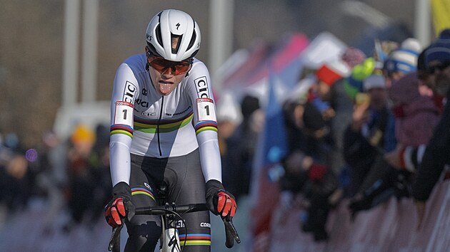 Tábor'daki cyclocross tuvaleti: Bukovská genç bayanlar yarışını kazandı