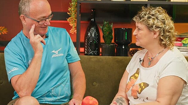 Jana a Karel v po�adu Naked Attraction.