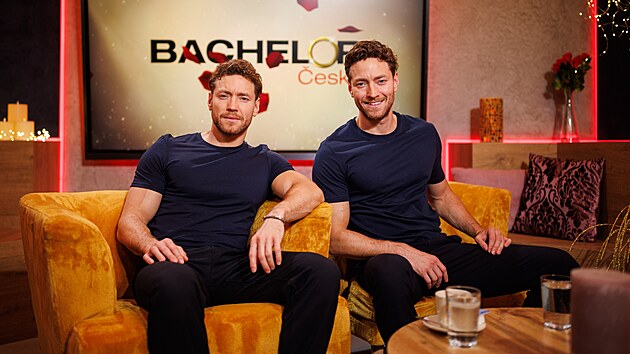 Reality show Bachelor �esko se vr�tila v nov� podob�. O p��ze� sout��c�ch se uch�zej� hned dva mu�i, jednovaje�n� dvoj�ata M�ra a Martin Dubovi�t�. (listopad 2025)