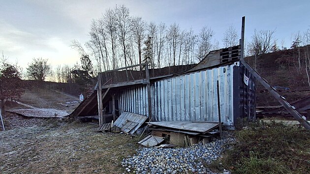 Z�vodi�t� s megarampami v CHKO �esk� kras. (24. listopadu 2025)