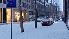 První sníh v Praze na And�lu. (24. listopadu 2025)