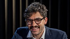 Hosty po�adu Rozst�el jsou Zdenek H�ib (Pir�ti), n�m�stek prim�tora pro dopravu...