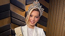Hostem po�adu Rozst�el je Miss Earth 2025 Natálie Pu�kinová. Po�ad moderuje...