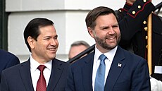 Ministr financí Scott Bessent, ministr zahrani�í Marco Rubio a viceprezident JD...