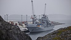 Plavidlo Berlín dorazilo do p�ístavu Nuuk v Grónsku. (18. srpna 2025)