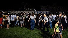 Japonci �ekají ve front� na záchody. (15. srpna 2018)