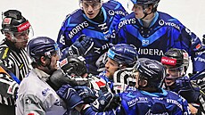 Poty�ka mezi hrá�i Plzn� a Vítkovic.