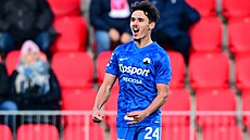 Liberecký zálo�ník Patrik Dulay se raduje z gólu.