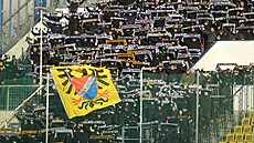 Fanou�ci ostravského Baníku na výjezdu v Teplicích