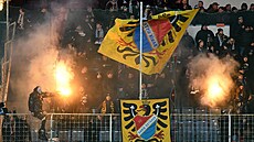 Fanou�ci ostravského Baníku na výjezdu v Teplicích