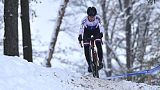 Kristýna Zemanová Hlinsk'teki yerel cyclocross kupa yarışı pistinde