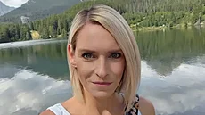 Po otrav� krve musela Monika podstoupit amputaci obou dolních kon�etin. Nyní se...