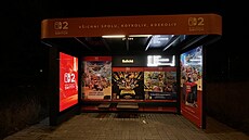 Reklamní instalace na zastávce Sulická
