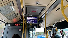 Autobusy v Praze znovu p�ipomínají zastávky na znamení pomocí symbol� zvone�ku....