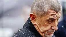 Andrej Babi� p�edal prezidentu Petru Pavlovi návrh na slo�ení nové vlády. (26....