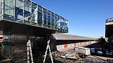 Olympijská Milano Rho Ice Hockey Arena stále prochází rekonstrukcí.