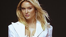 Zp�va�ka Zara Larsson