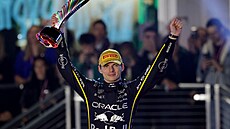 Max Verstappen z Red Bullu se raduje z vít�zství ve Velké cen� Las Vegas.