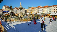 Na bud�jovickém nám�stí u� se bruslí.