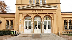 St�edisko volného �asu Lu�ánky sídlí v historické budov� uprost�ed brn�nského...