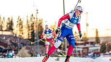 Lucie Charvátová na svém úseku ve �tafet� na 4×6 km.